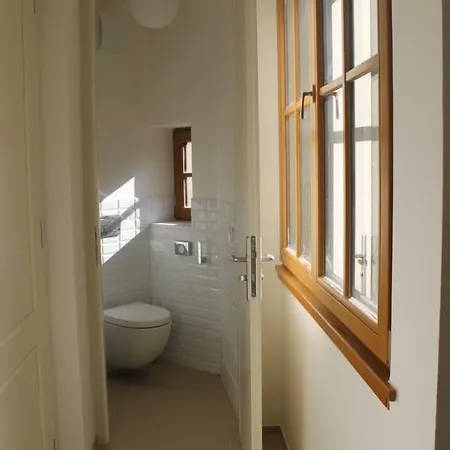 Apartment Adam