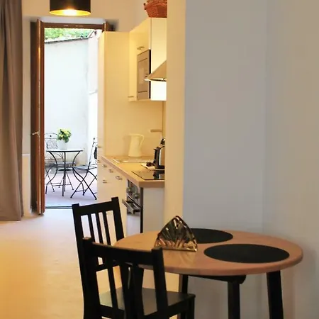 Apartment Adam