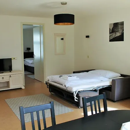 Adam Apartment *